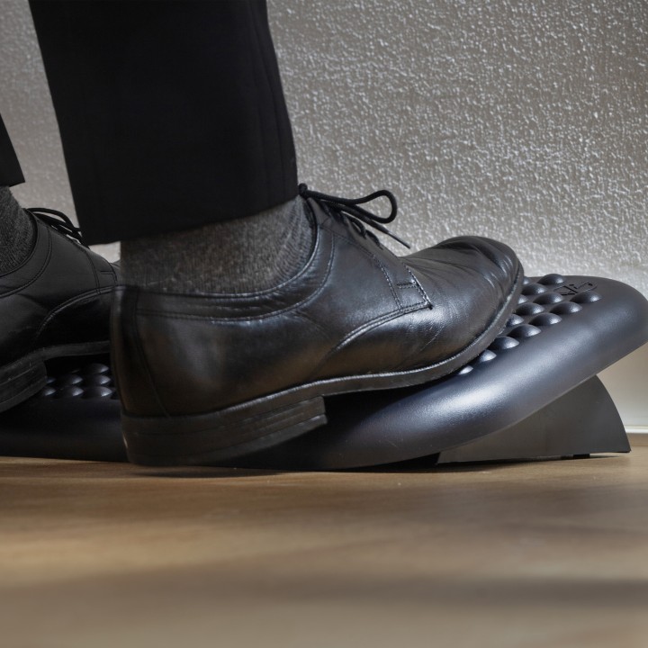 Reposapies NGS Ergonómico ajustable (FOOTNEST)