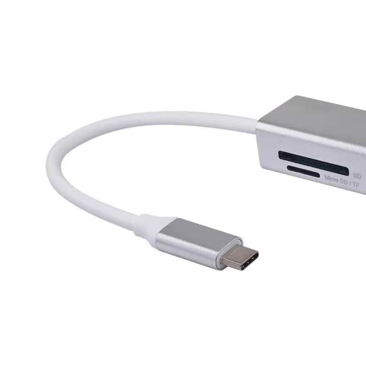 Adaptador EQUIP USB-C a HDMI/USB-A/Lector (EQ133480)