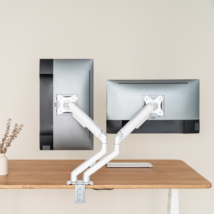 Soporte de Mesa TooQ 17"-32" Gira/Inclina (DB4132TNR-W)