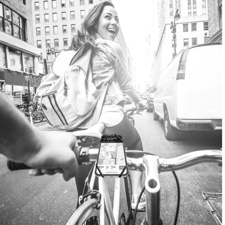 Soporte Bicicleta CELLY Correa ajustable (SWIPEBIKEBK)