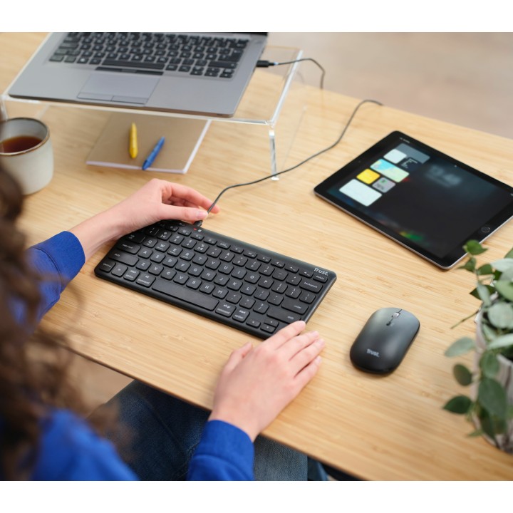 Teclado Trust Lyra RF 2.4GHz Bluetooth 5.0 Negro(25059)