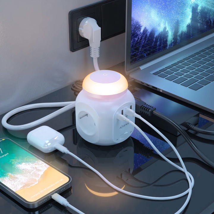 Regleta AISENS 4xSchuko 4xUSB Blanca (ASPS-3A1CL01-W)