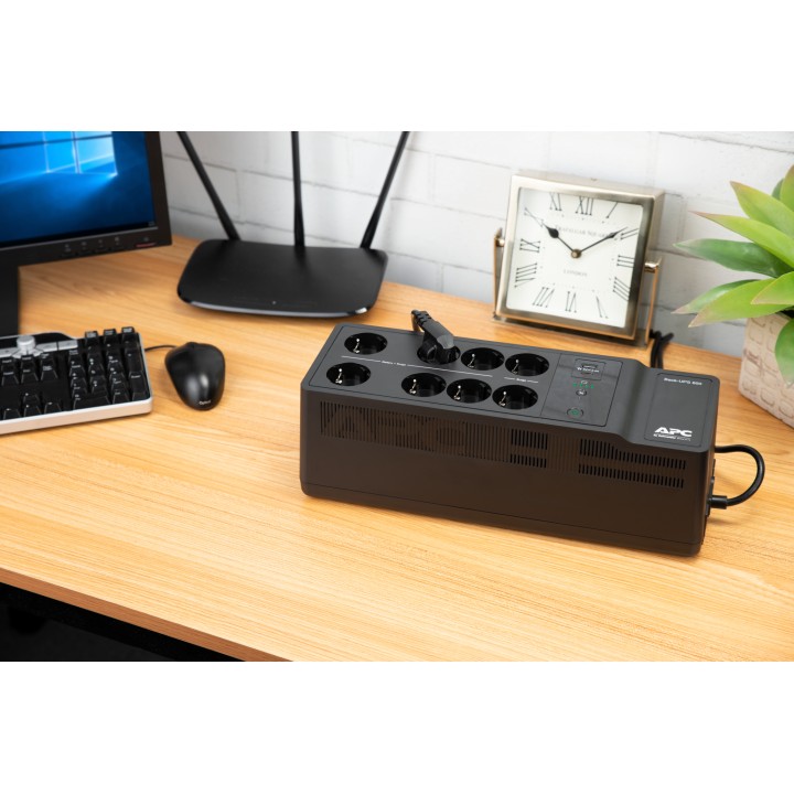S.A.I. APC 850VA 520W 8xSchuko USB Negra (BE850G2-GR)