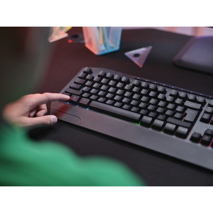 Teclado Gaming Trust GTX836 Evocx RGB USB Negro (24998)