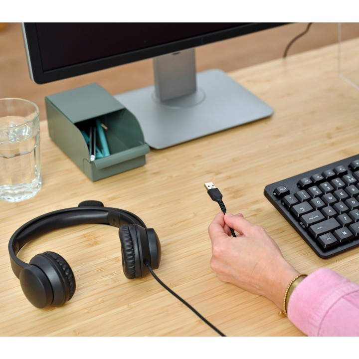 Auric+Micro Trust HS-201 USB-A Negros (25373)