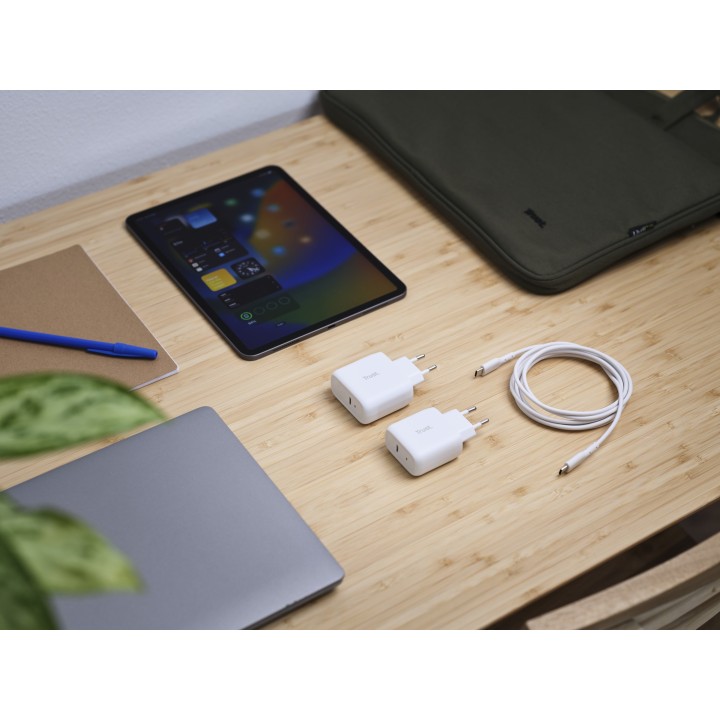 Cargador Trust Maxo 1xUSB-C 45W Pared Blanco (25138)