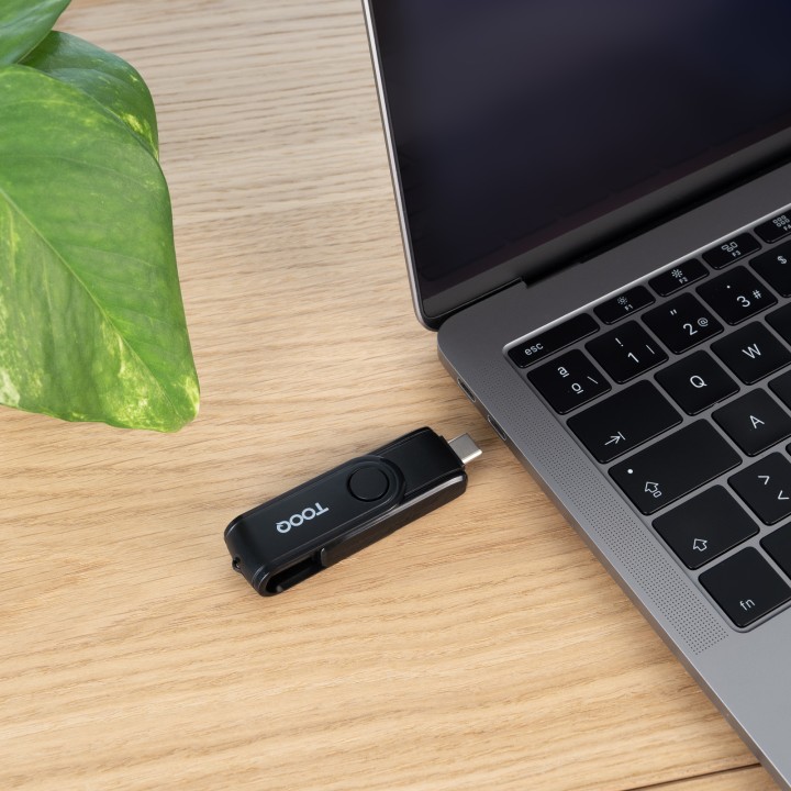 Lector de Tarjetas TooQ USB-A USB-C Negro (TQR-3003B)