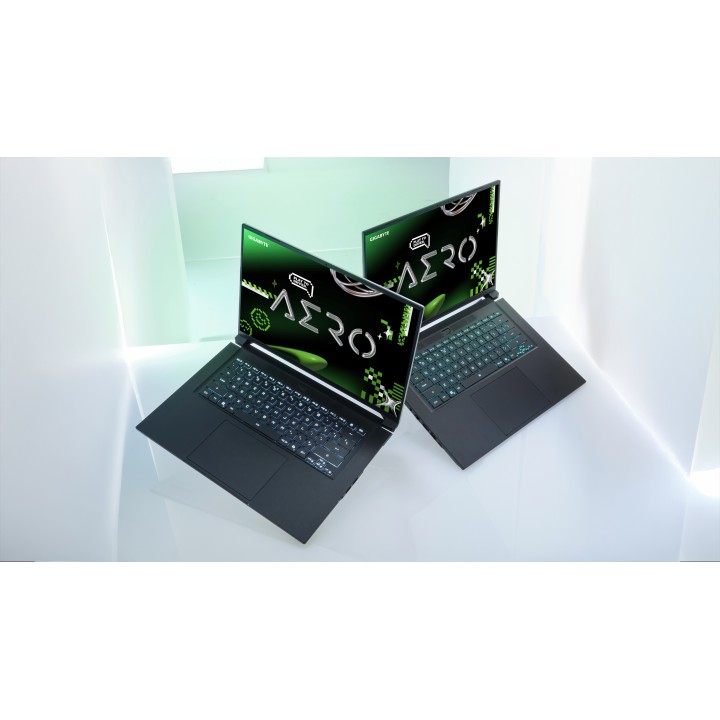 GIGABYTE X16 1VH93ESC94AH R7 16Gb 1Tb 16" RTX5060 W11H