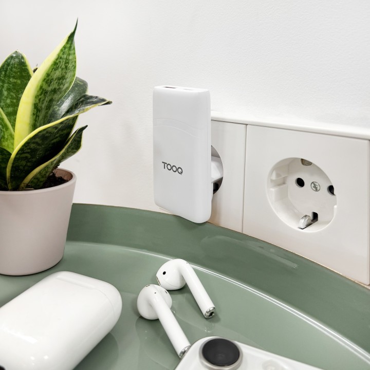 Cargador de Viaje TooQ GaN USB-A/USB-C PD/QC 65W Blanco