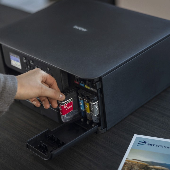 Multif BROTHER InkJet A4 Color WiFi Negra (DCP-J1310DW)