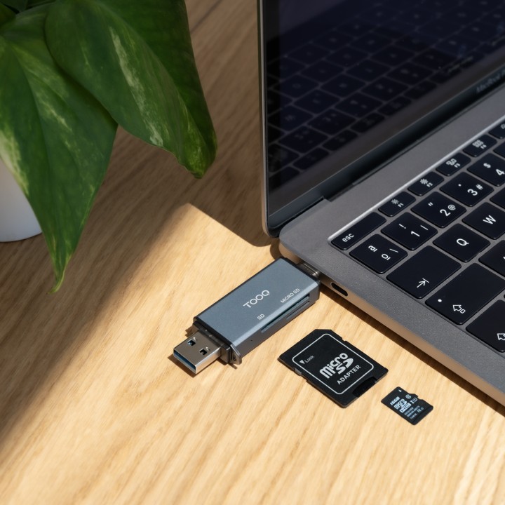 Lector de Tarjetas TooQ USB-A USB-C Gris (TQR-3001G)