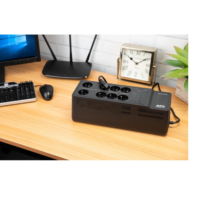 S.A.I. APC 650VA 400W 8xSchuko USB Negra (BE650G2-GR)