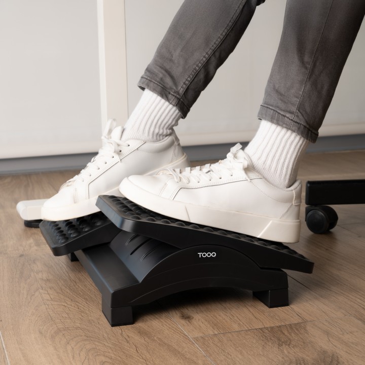 Reposapies TooQ Ajustable/Inclinable Negro (TQFR0604-B)