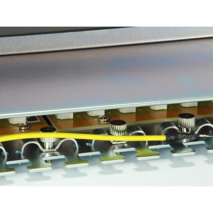 Panel Conexión Blindado EQUIP 24xRJ45 Cat.6A (326625)