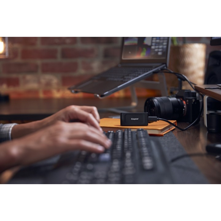SSD Kingston 2Tb USB-C 3.1 Negro (SXS1000/2000G)