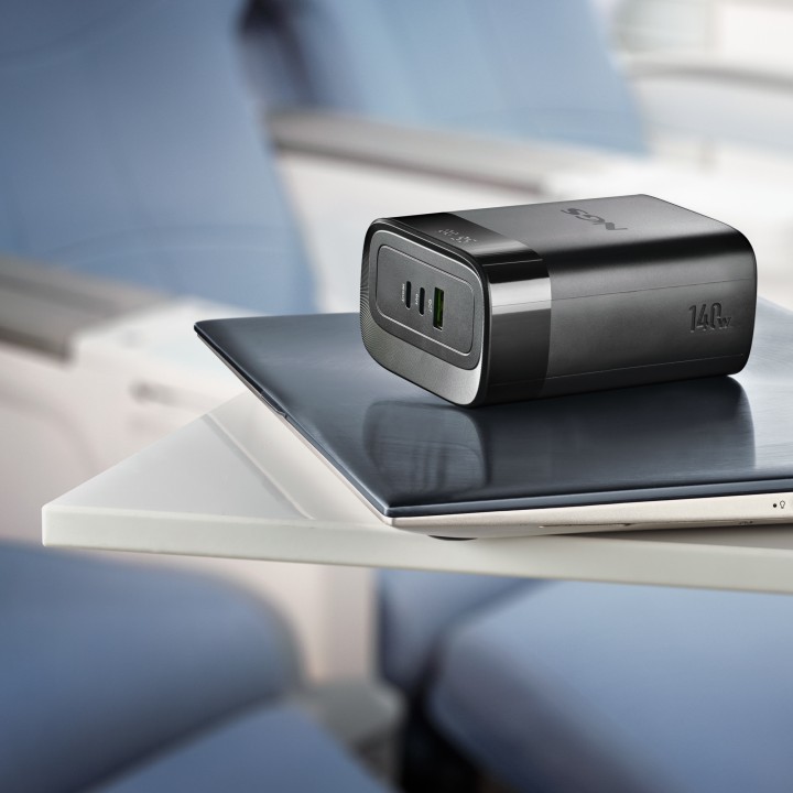 PowerBank NGS 3000mAh 140W 2USB-A 1USB-C Negro (TWIX30)