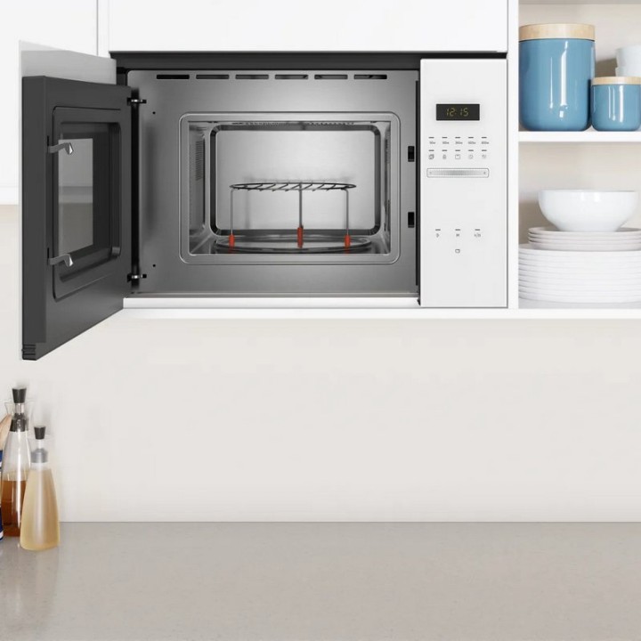 Balay 3CG5172B2 Microondas Integrable con Grill 20L 800W Cristal Blanco