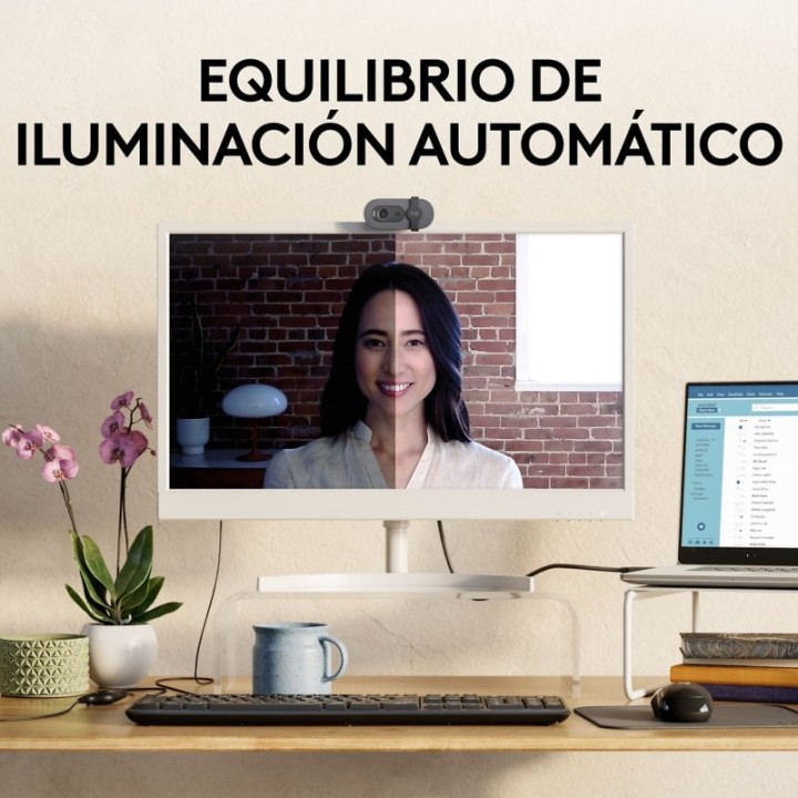 Logitech Brio 100 Webcam FullHD Negro