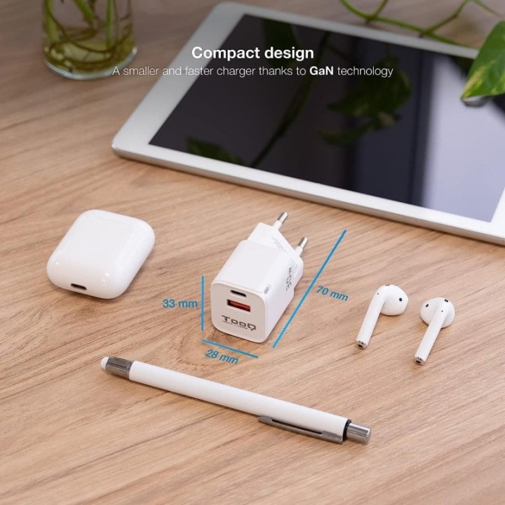 TooQ TQWC-GANQCPD30WT Cargador de Pared Dual USB-C/USB 2.0 30W Blanco