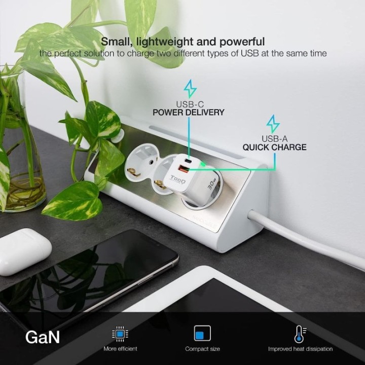 TooQ TQWC-GANQCPD30WT Cargador de Pared Dual USB-C/USB 2.0 30W Blanco