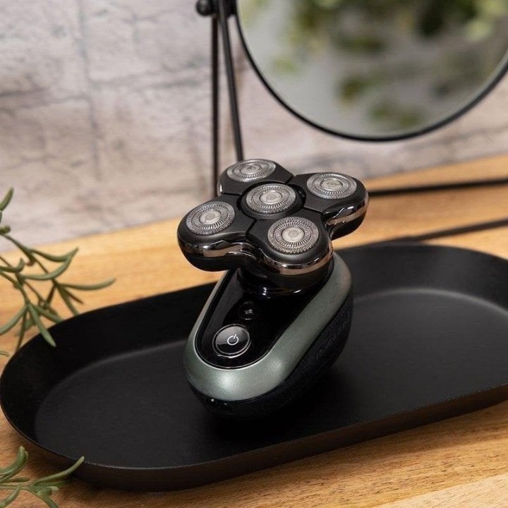 Remington Ultimate Series RX7 Afeitadora para la Cabeza Negra