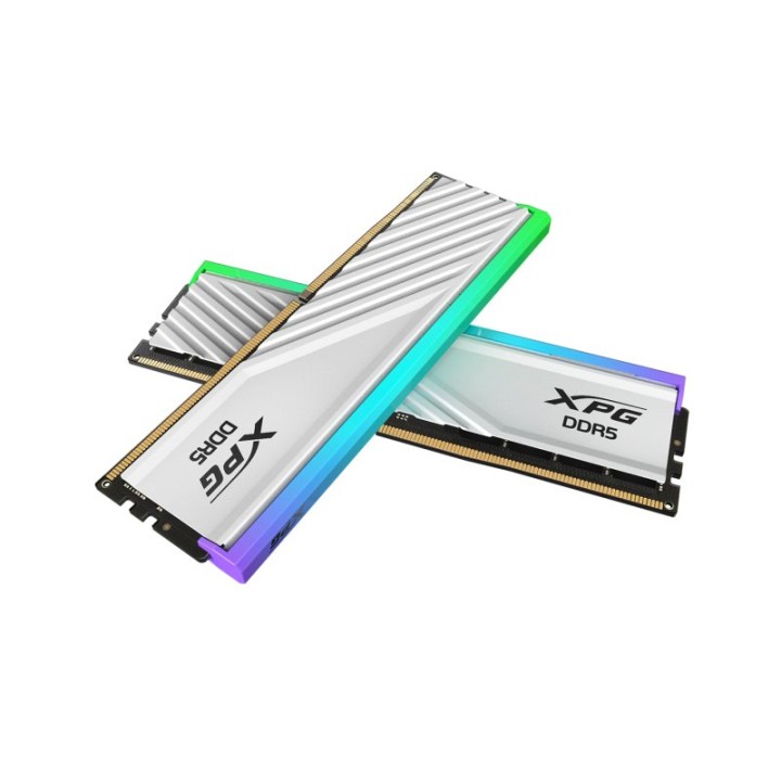 Memoria RAM ADATA 32GB DDR5 6000MHz LANCER BLADE RGB 2x16GB Blanco