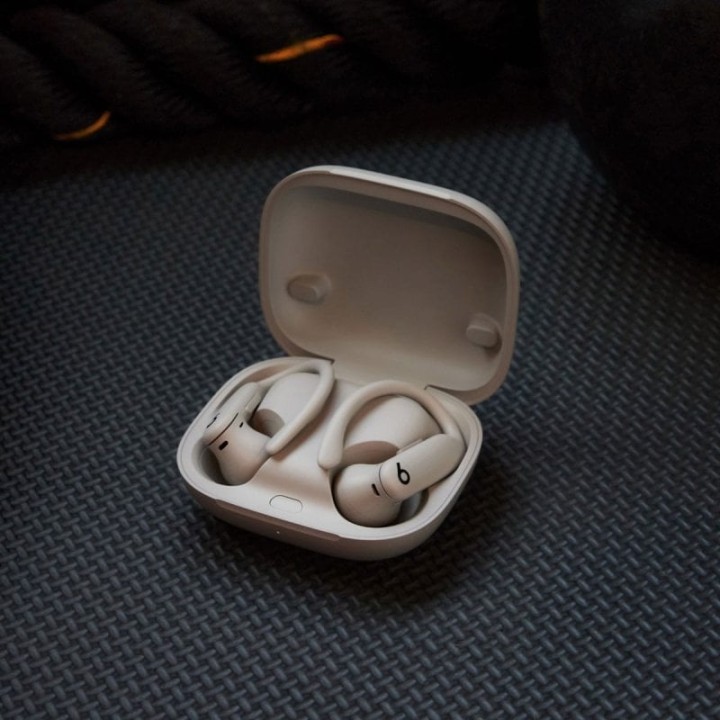Auriculares Beats by Dr. Dre inalámbricos Apple H2 con Cancelación de Ruido y Micrófono