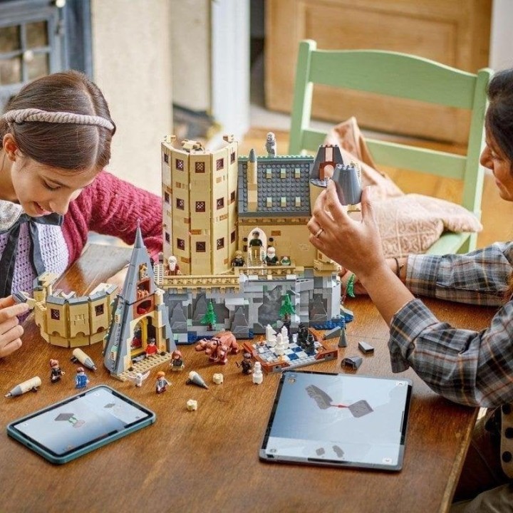LEGO Harry Potter Castillo Hogwarts Torre Central 76454 2135 piezas