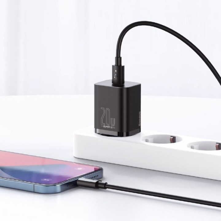 Cargador USB-C Baseus 1C Super Si 20W con carga rápida y cable Lightning 1M Negro