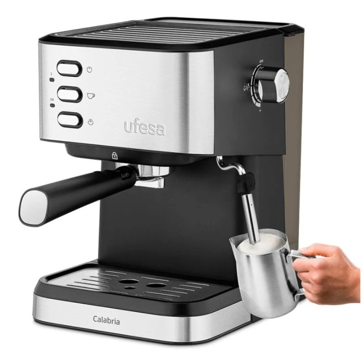 Cafetera Espresso Ufesa Calabria 1,5L 20 bares acero inoxidable con vaporizador y calienta-tazas