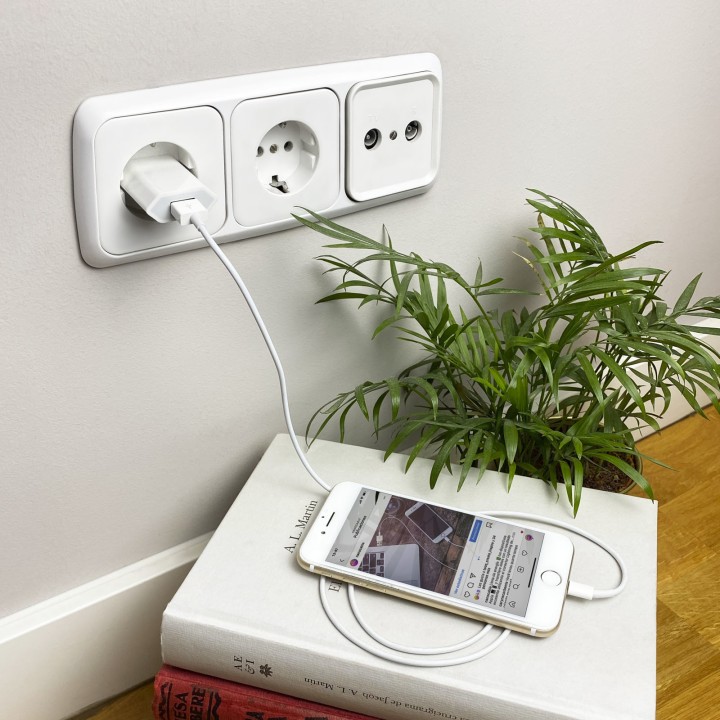 Mini Cargador Nanocable USB 5V/1A Blanco (10.10.2001)