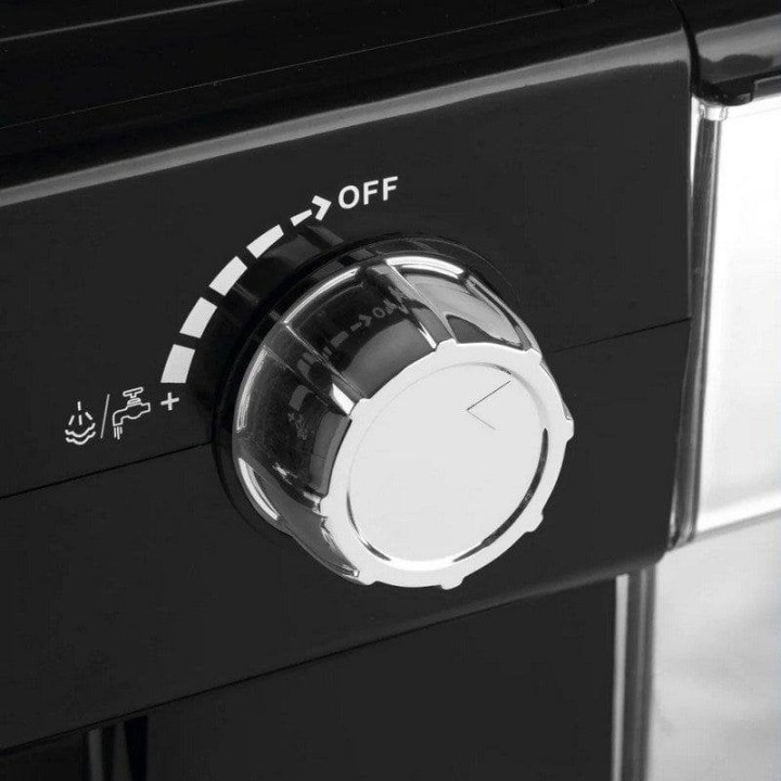 Ufesa Brescia CE7244 Cafetera Espresso 20 Bares Negra/Inox