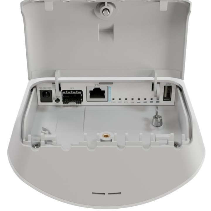Punto de acceso Mikrotik mANTBox ax 15s WiFi 6 AX antena sectorial 15dBi PoE dual banda