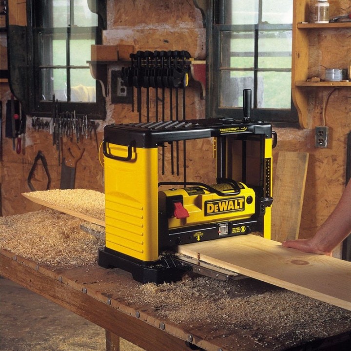 Dewalt DW733 Regrueso Portátil 317mm 1800W